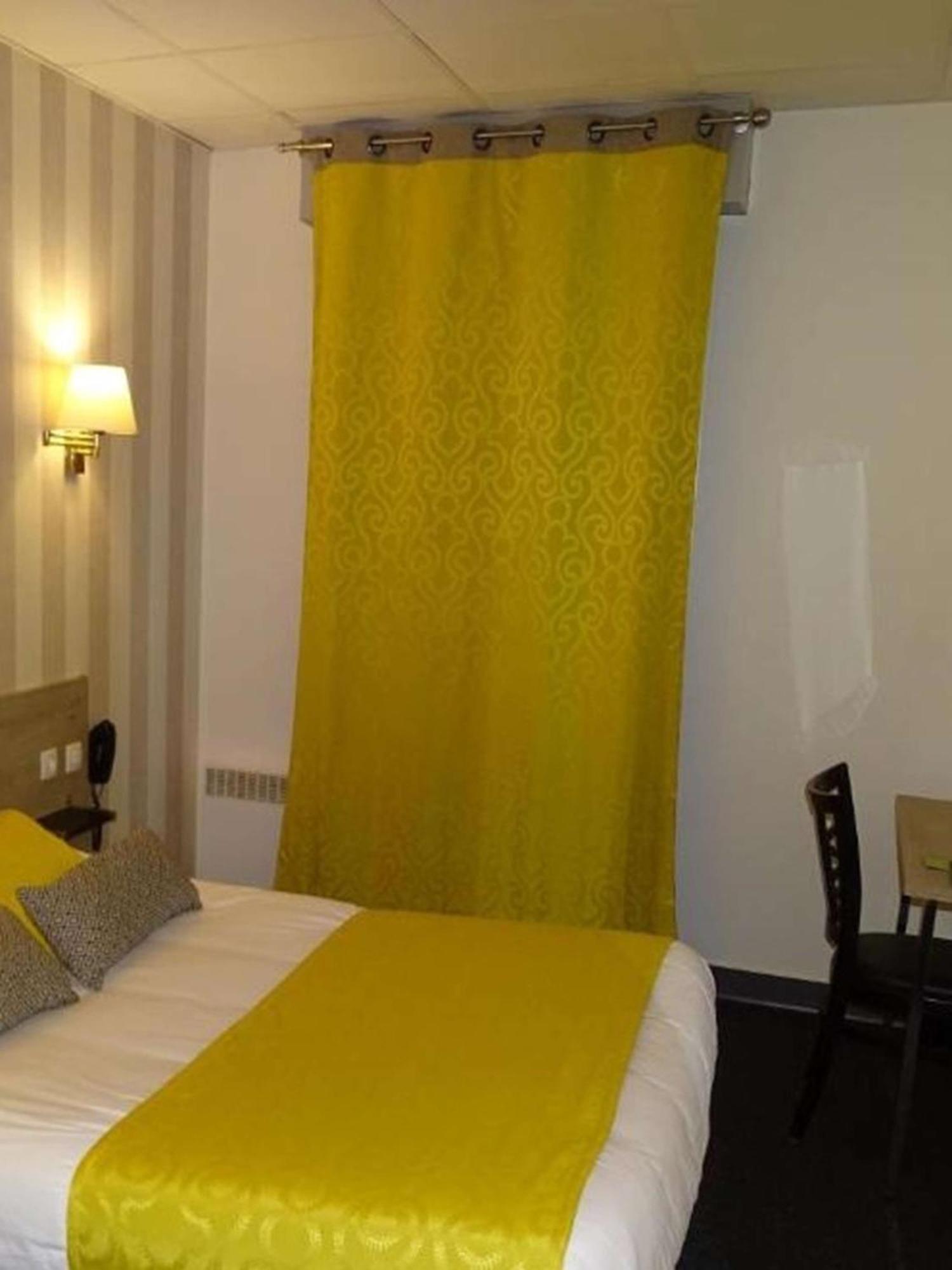 Sure Hotel By Best Western Angouleme Bagian luar foto
