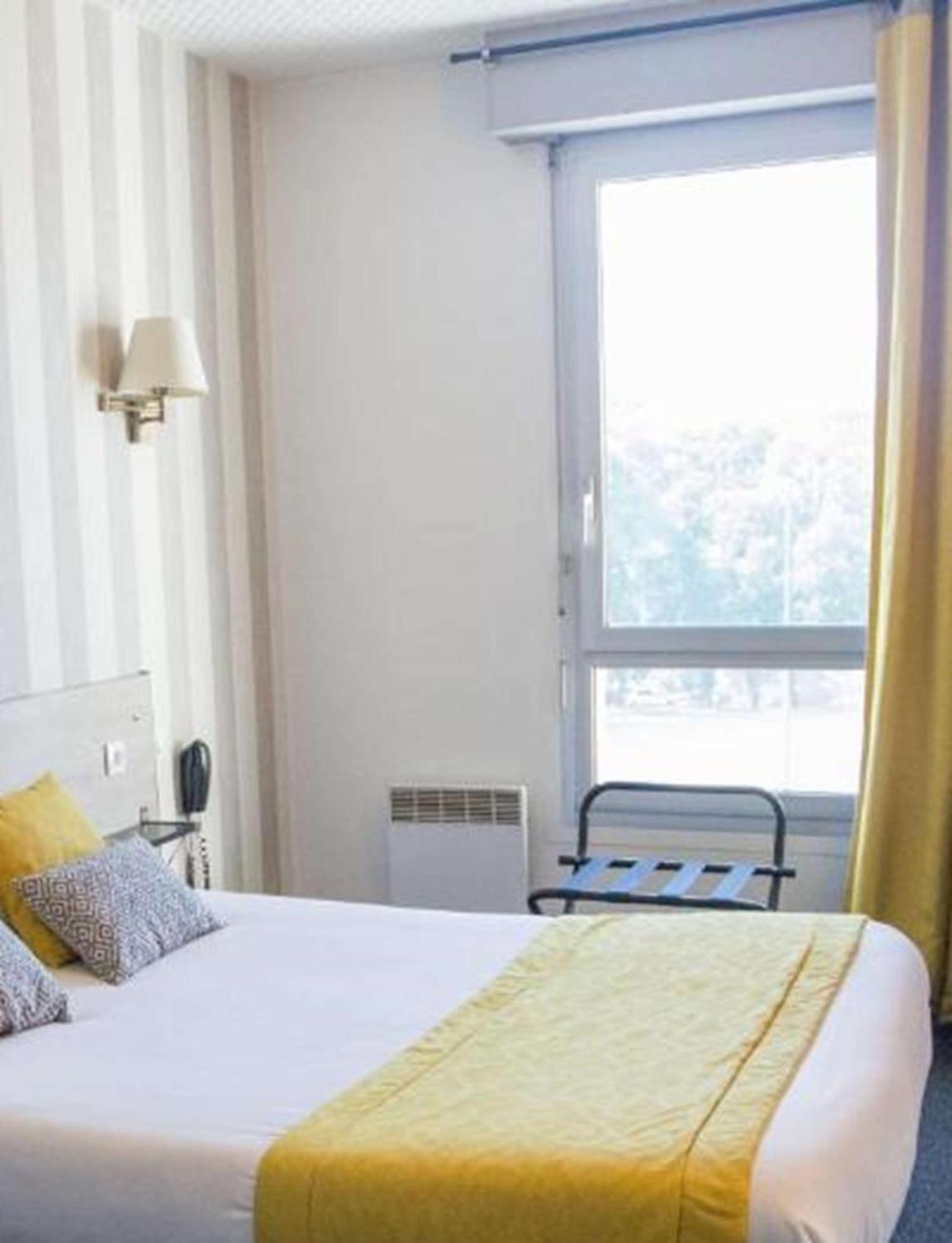 Sure Hotel By Best Western Angouleme Bagian luar foto