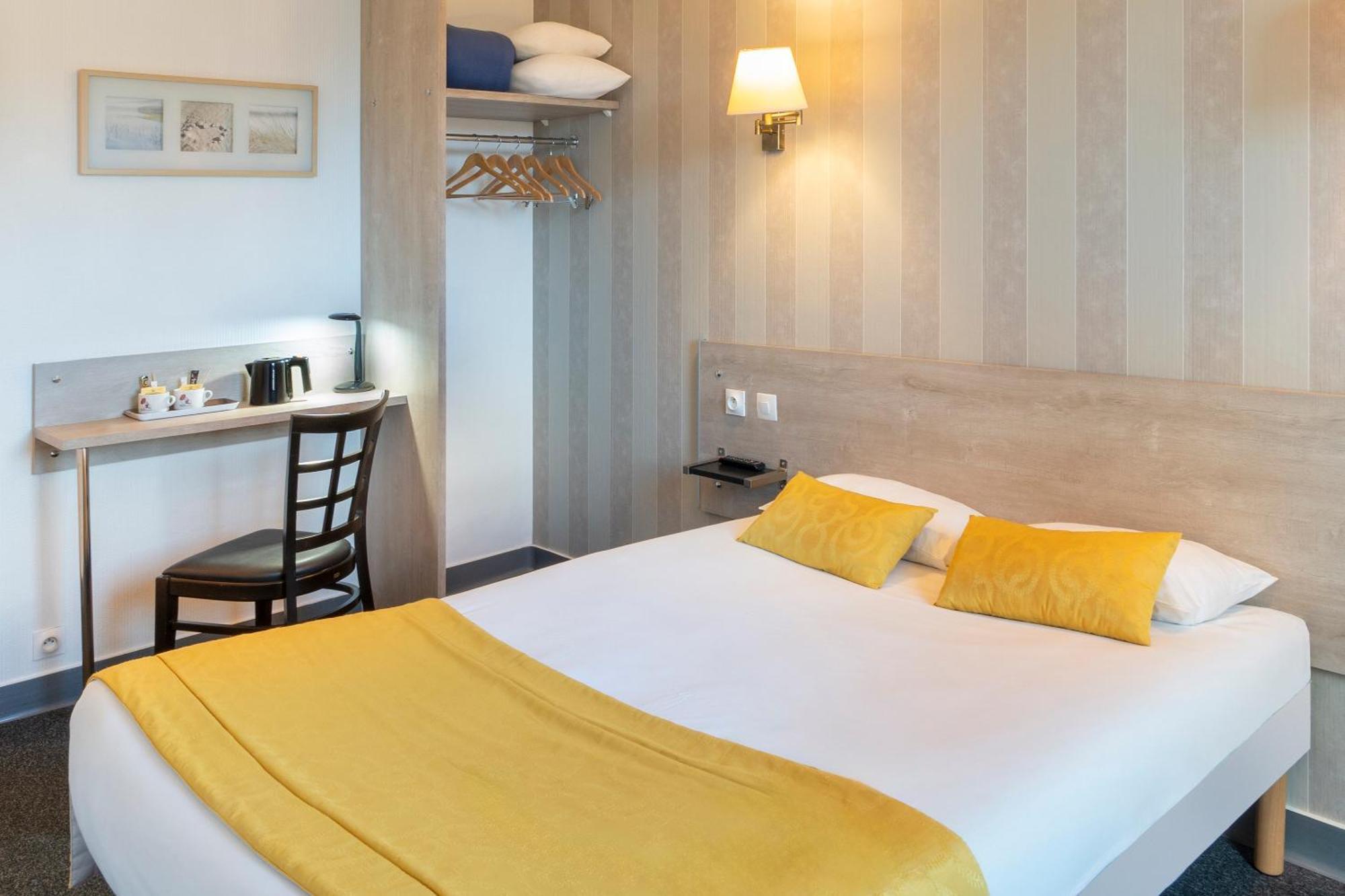 Sure Hotel By Best Western Angouleme Bagian luar foto